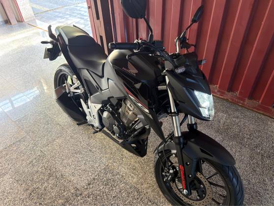 HONDA CB 300F TWISTER CBS HONDA CB 300F TWISTER CBS